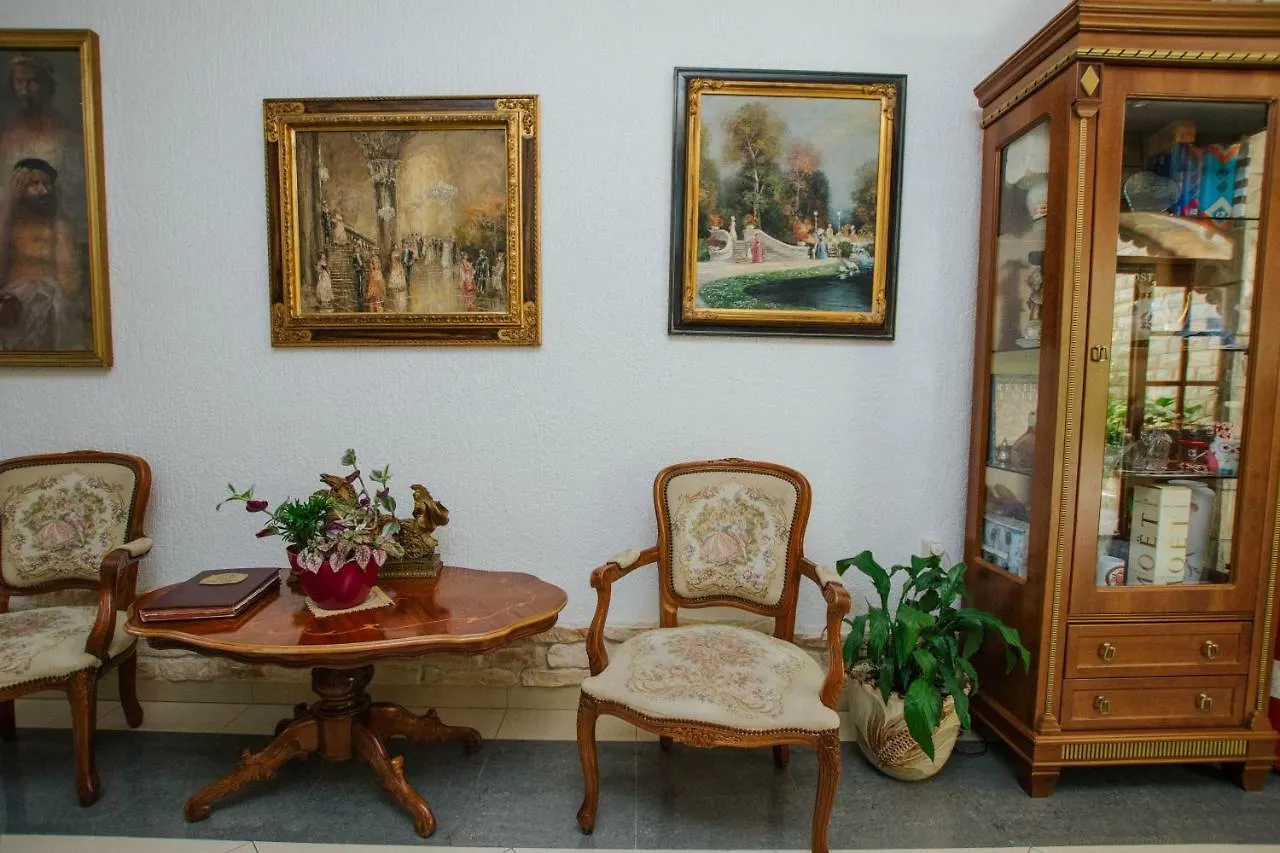 ***  Hotel Vila Tina Arbanija Chorvatsko