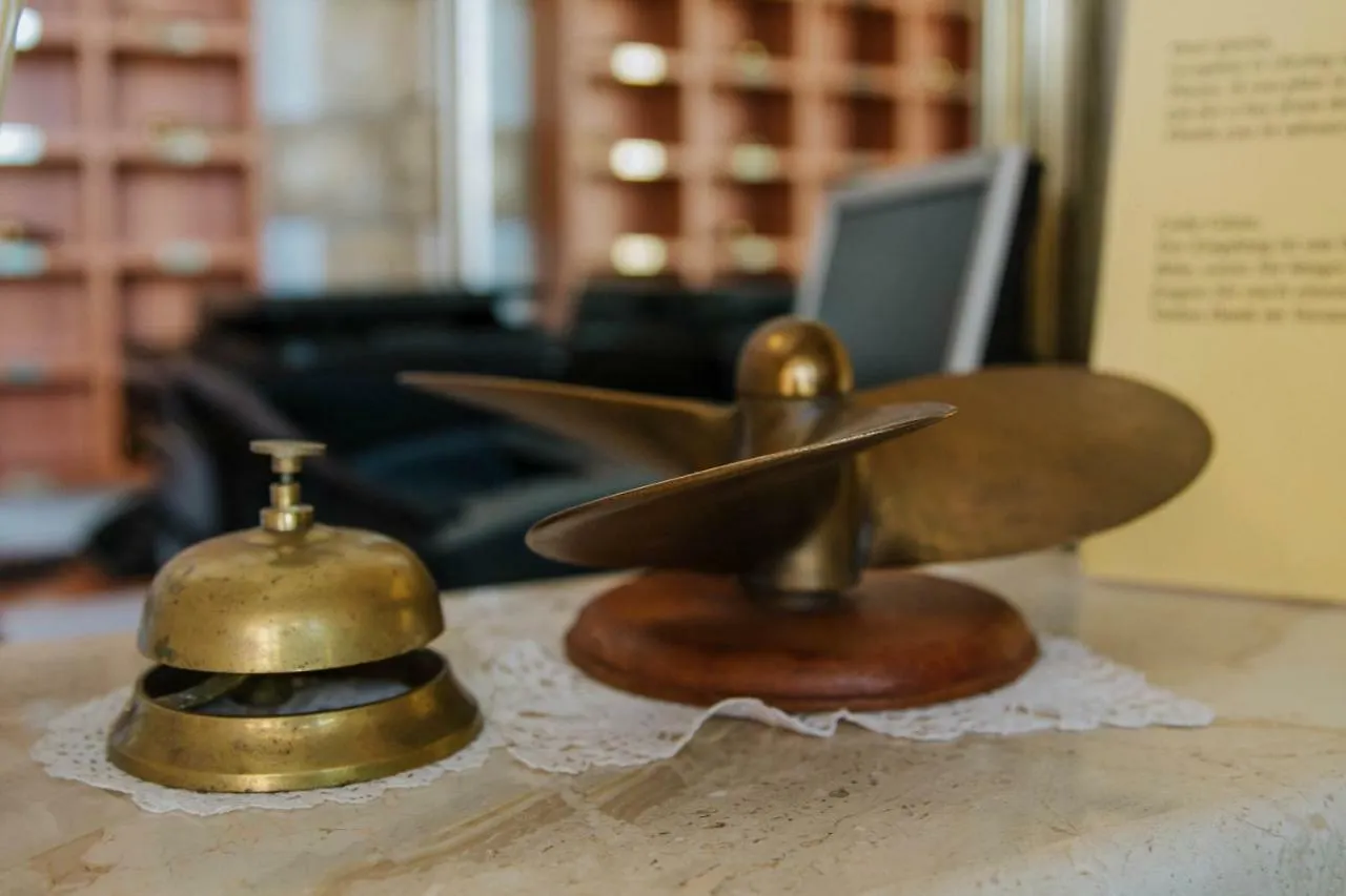 Hotel Vila Tina Arbanija